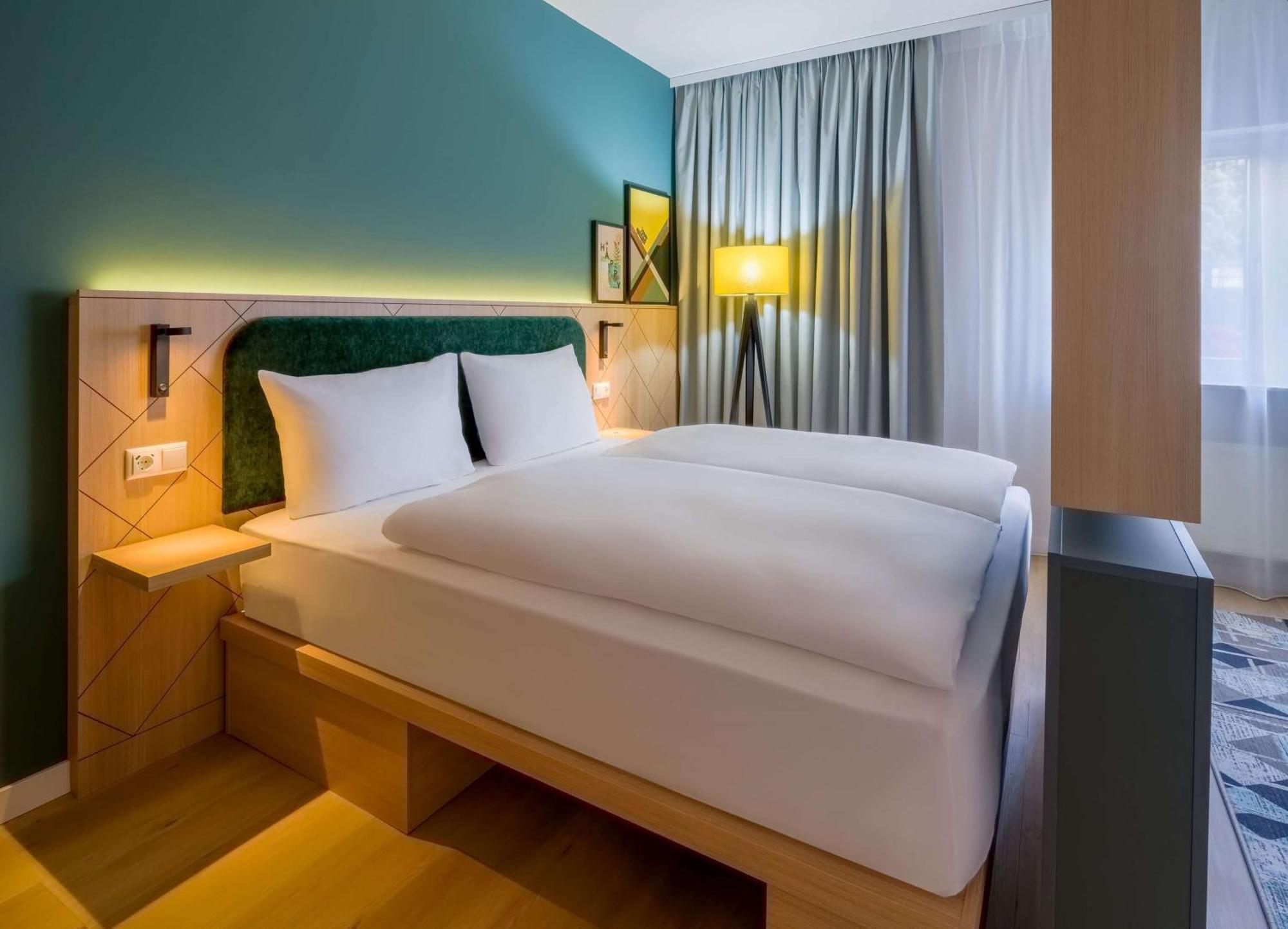 Spark By Hilton Stuttgart סינדלפינגן מראה חיצוני תמונה